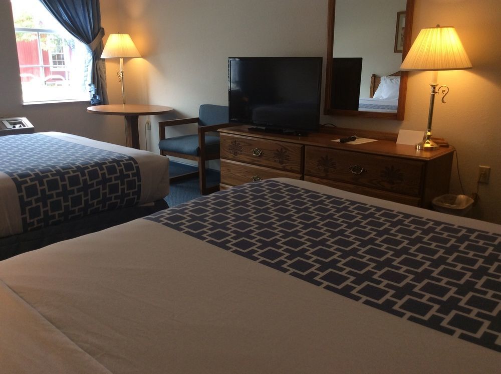 Nappanee Countryside Inn מראה חיצוני תמונה