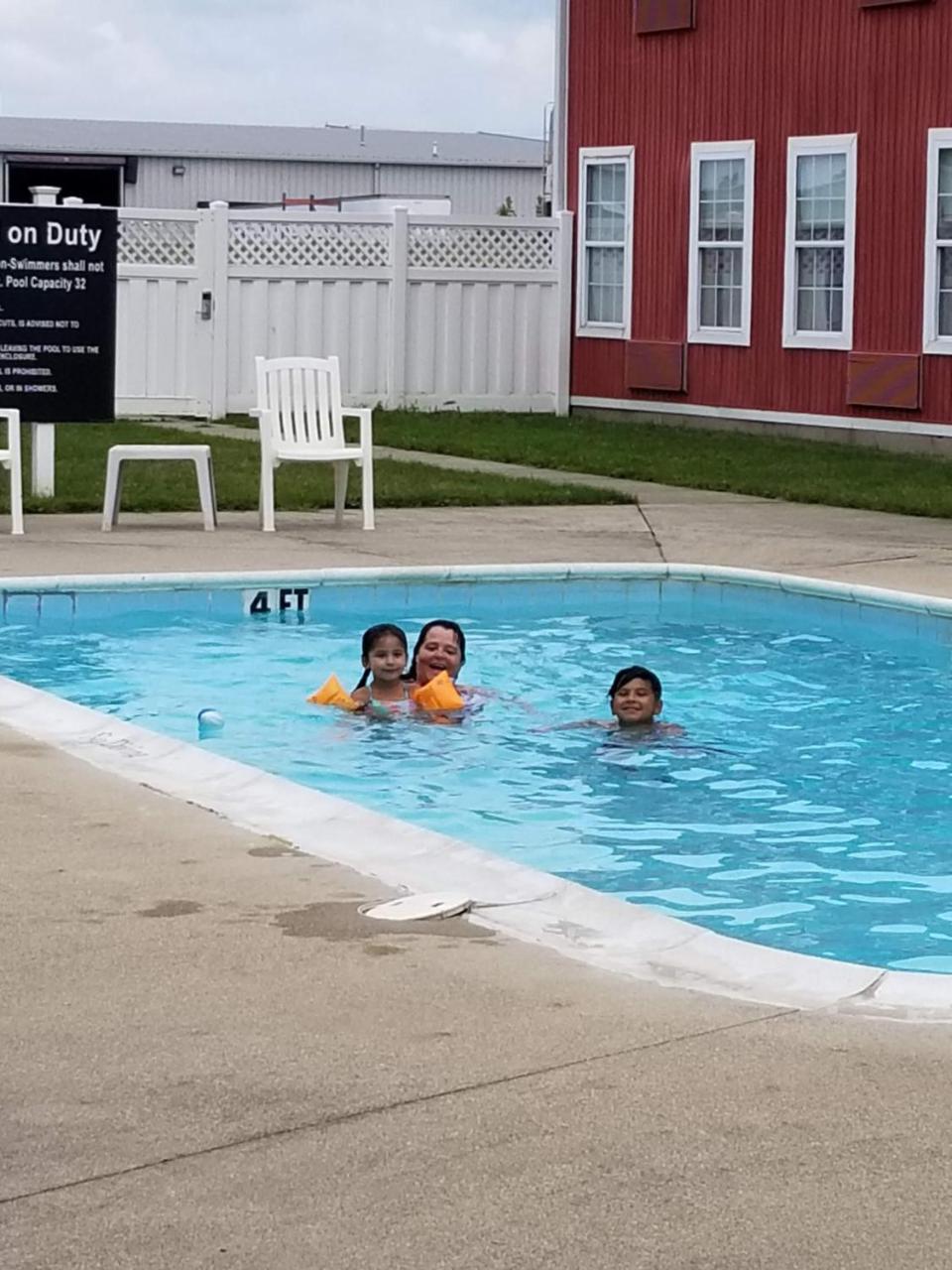 Nappanee Countryside Inn מראה חיצוני תמונה